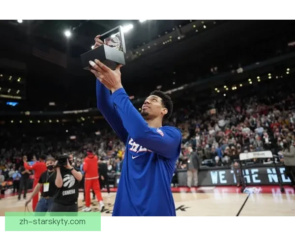 丹尼格林谈湖人为科比而战夺冠 丹尼格林谈湖人为科比而战夺冠