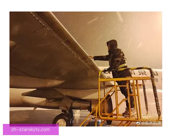 大雪阻航班,河南队今晨飞抵昆明 大雪阻航班,河南队今晨飞抵昆明